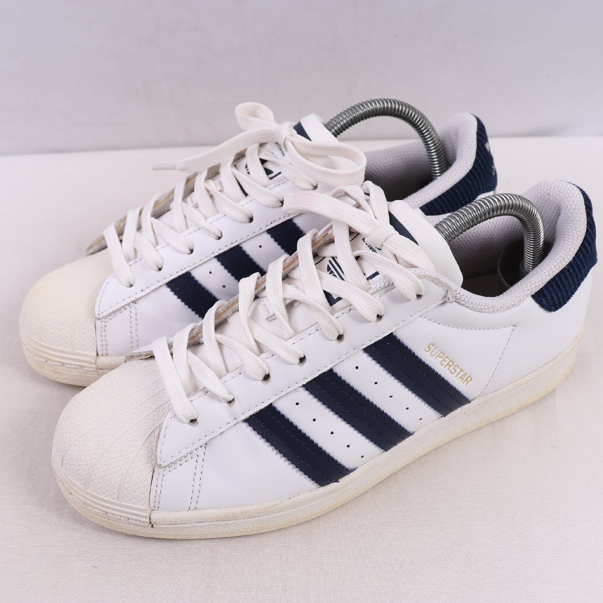 SUPERSTAR 25.5cm/adidas スーパースター アディダス スニーカー 白 ホワイト 紺 中古 古着 メンズ ad6586拍卖