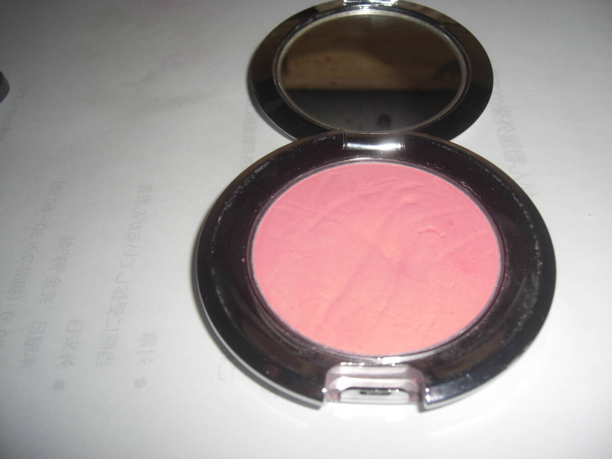 資生堂 ベネフィーク ニューインプレッション プレストルージュ1311 ナイーブピンク 頬紅拍卖