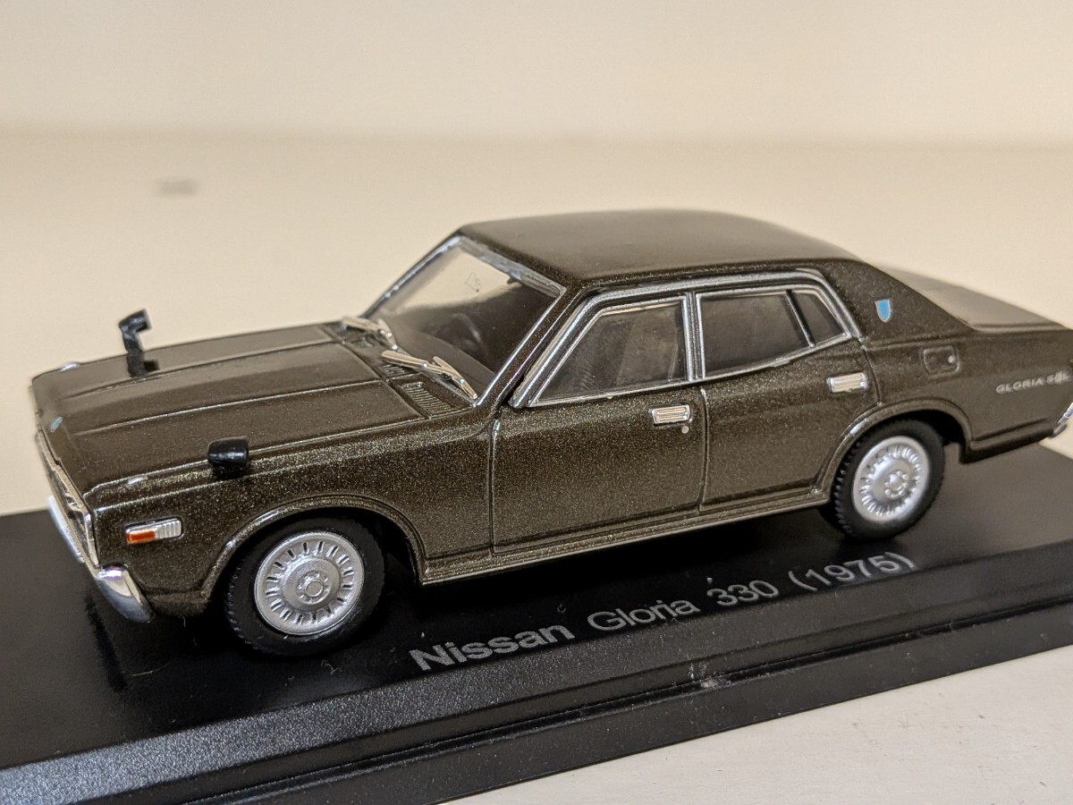 国産名車 日産名車コレクション グロリア 330型 4ドアセダン  旧車拍卖