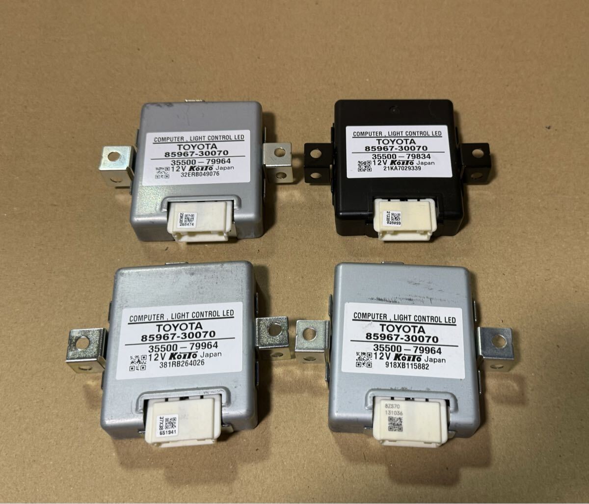 トヨタ純正 LEDコンピューター 4個 LEDヘッドランプ レクサス ダイハツ拍卖
