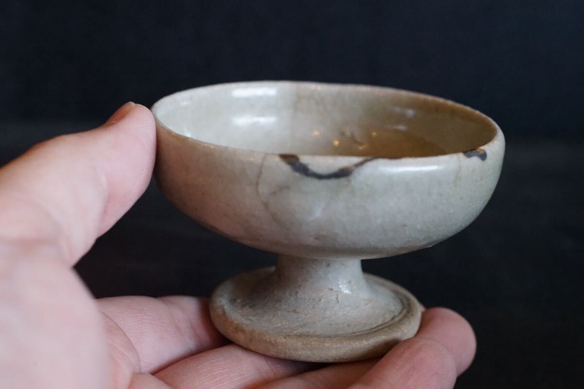 【Art T】江戸中期-後期 美濃 御深井の仏飯器 高杯 盃 ぐい呑 酒杯 黄瀬戸拍卖