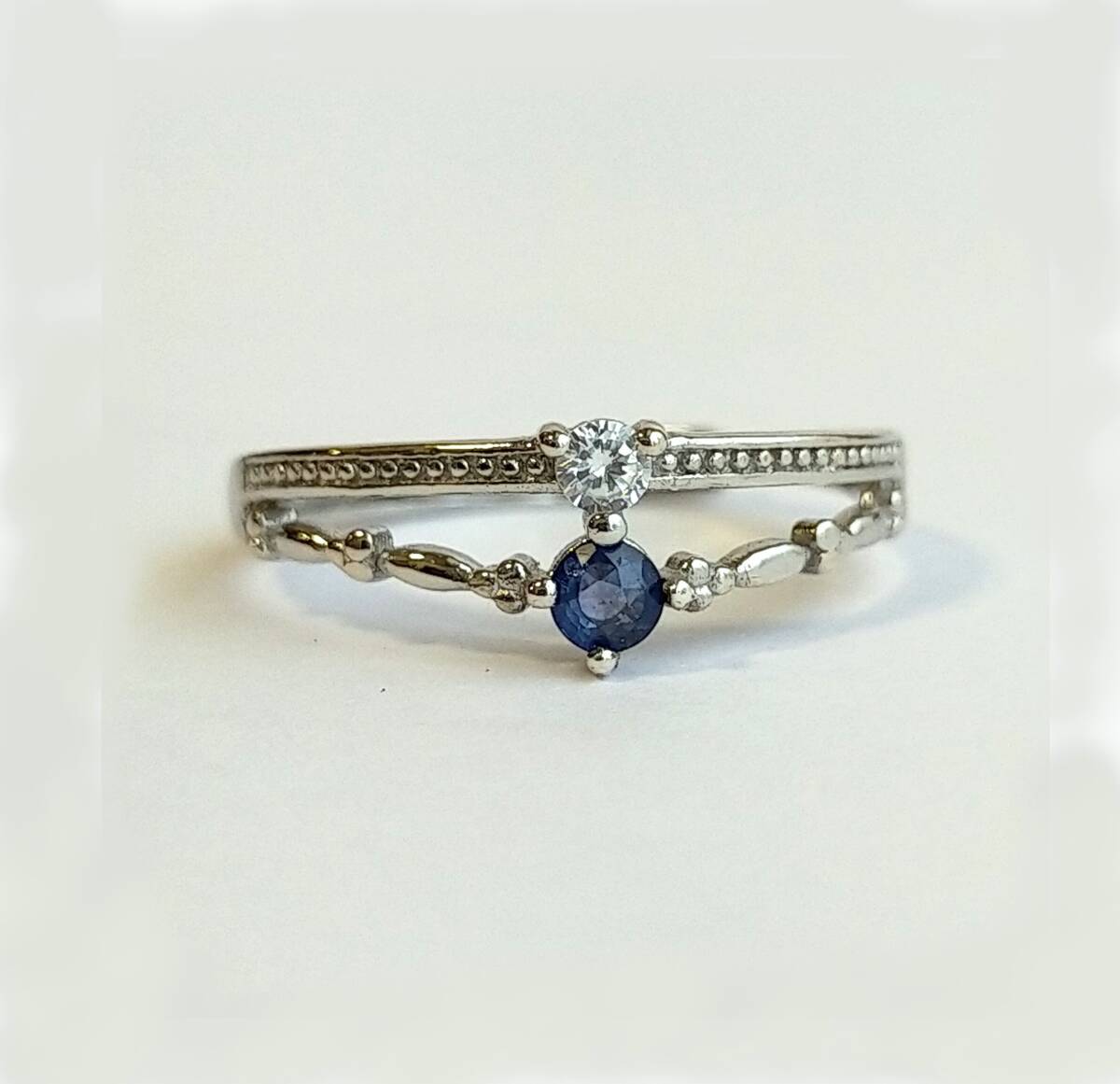 サファイア リング サイズ調節可能 指輪 シルバー 925 銀 シルバーリング 天然 サファイヤ拍卖