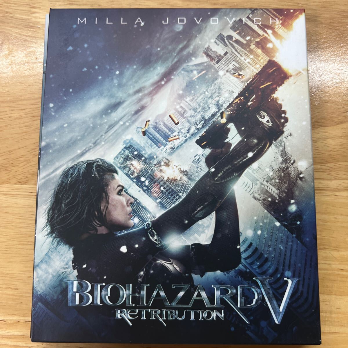 バイオハザードV リトリビューション ブルーレイ&DVDセット(初回生産限定) 管理y309拍卖