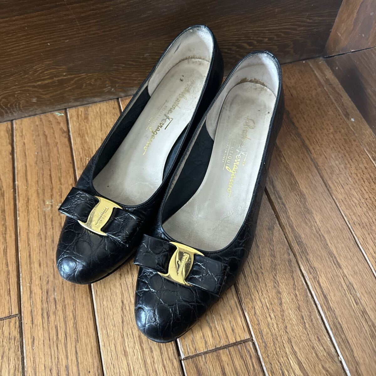 フェラガモ パンプス vera ブラック 黒 7.5拍卖