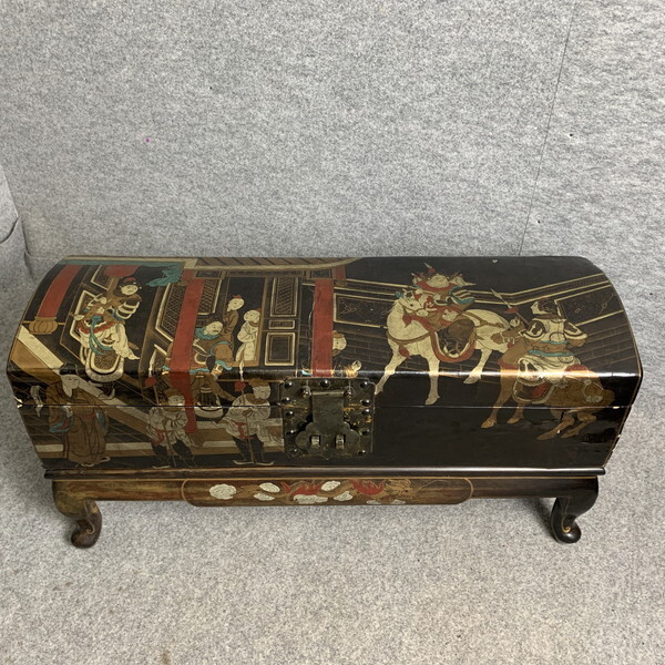 【政】34041 アンティーク 黒塗 金蒔絵 シノワズリ 長方箱 高さ33cm 縦21.5cm 横64cm 中国美術 中国古玩 古美術拍卖