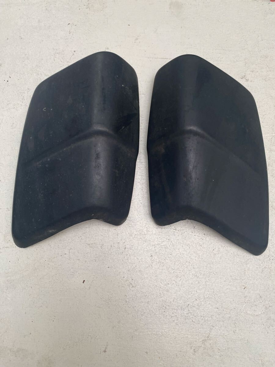 セドリック 330 セダン フロント バンパーコーナーラバー バンパーコーナーモール バンパーコーナーゴム 左右 中古品 昭和53年式 SGLE L20拍卖