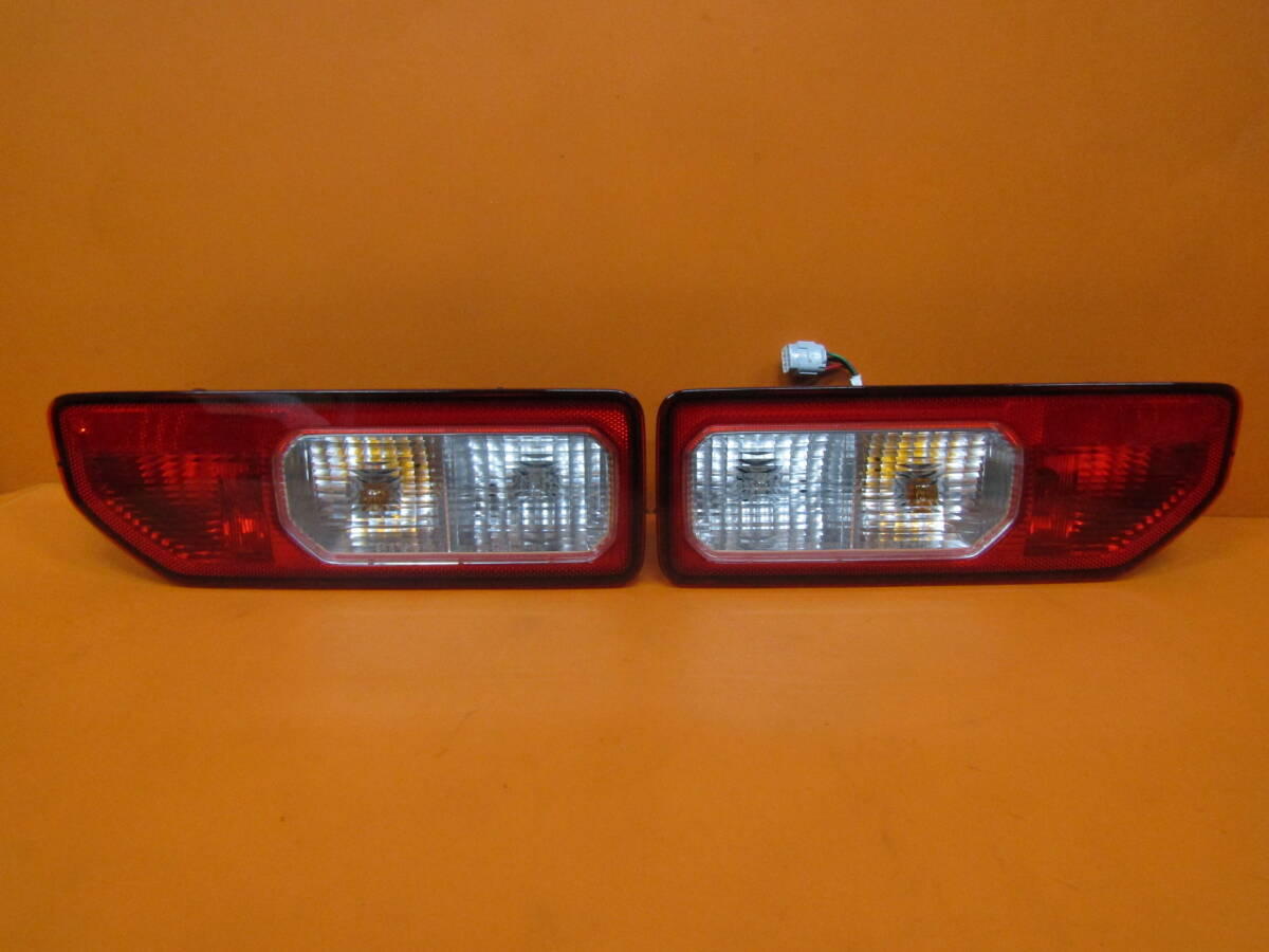 ☆送料無料☆新車外し☆スズキ JB64W ジムニー JB74W ジムニーシエラ 純正 テールライト KOITO 220-5938C 左右セット ST10拍卖