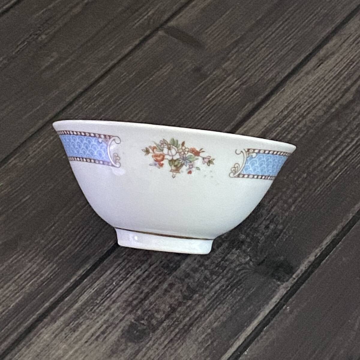 ◆台湾レトロ◆正徳彩瓷◆お碗(小) 水色 花柄◆台湾食器◆ヴィンテージ拍卖
