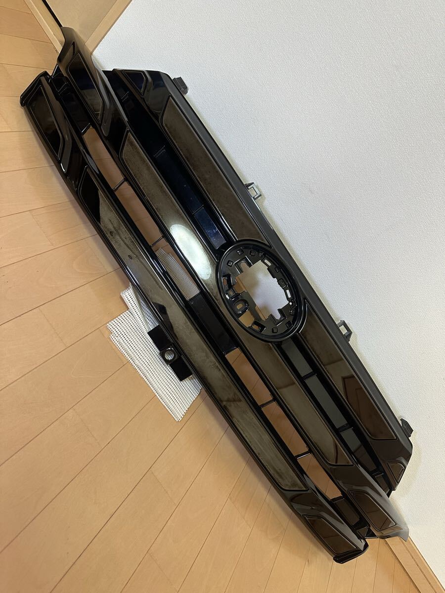 M 8-4-3 ヴェルファイア 40系 TAHA40W 等  フロントグリル 53101-V2110拍卖