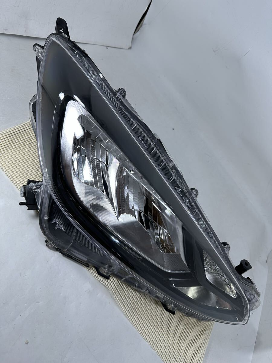 M10-6-1 アクア 右 MXPK10 打刻X4 52-335 LED ヘッドライト MXPK11 MXPK15 拍卖