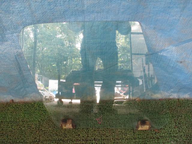 ☆★E-115 アルファロメオ スパイダー 右ドアガラス★☆拍卖