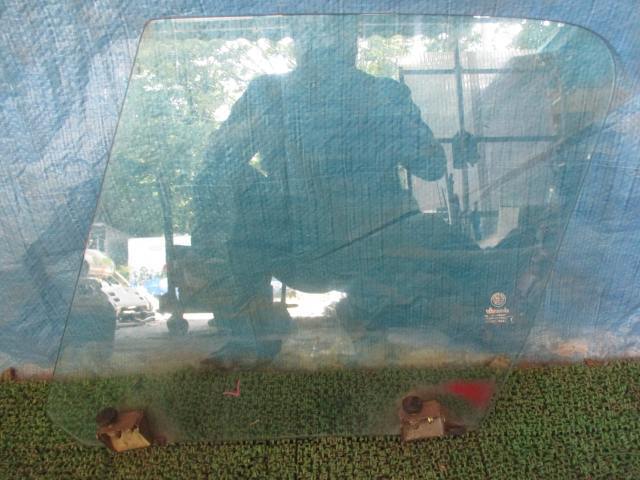 ☆★E-115 アルファロメオ スパイダー 左ドアガラス★☆拍卖