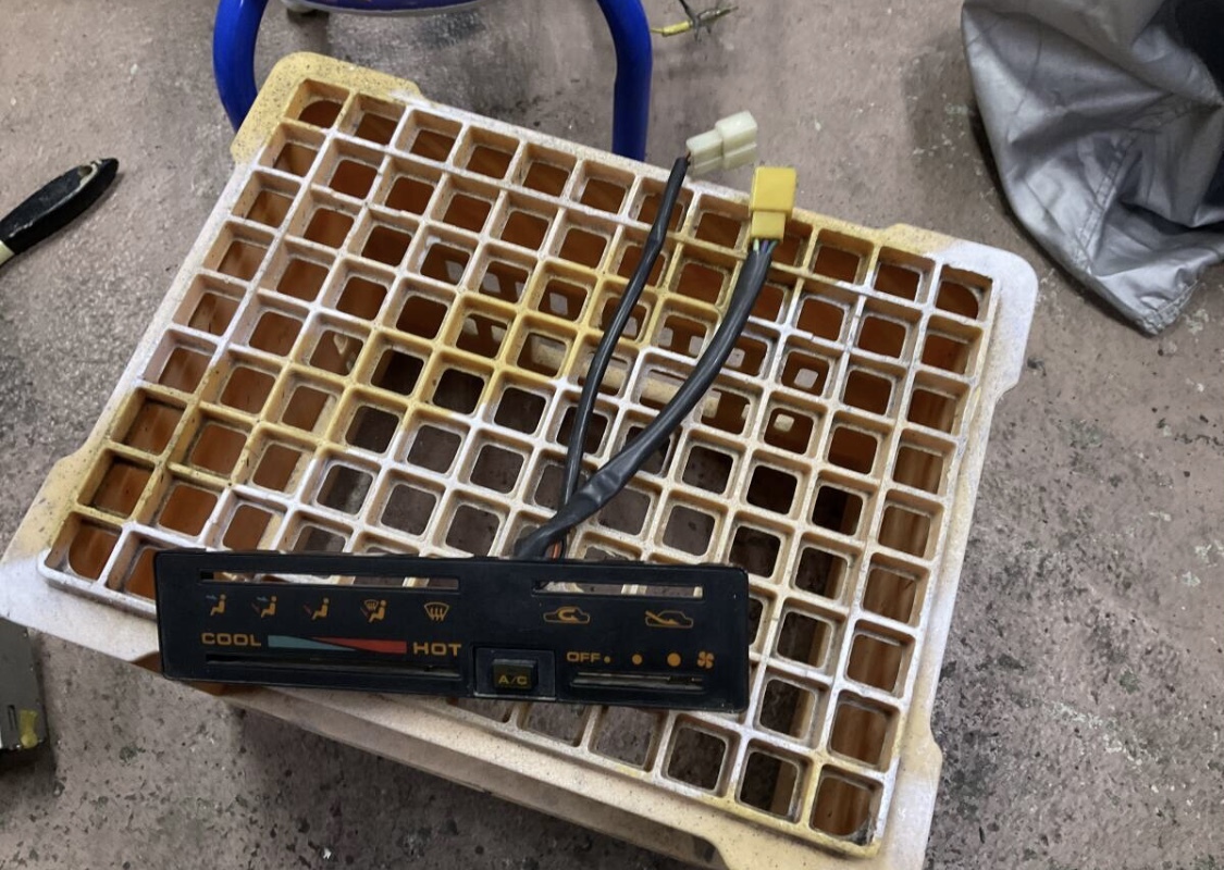 ジムニー ヒーターコントロールパネル エアコンパネル インテリアパネル ACスイッチ JA71 JA11 JB43 JA51 JB31 SJ40拍卖