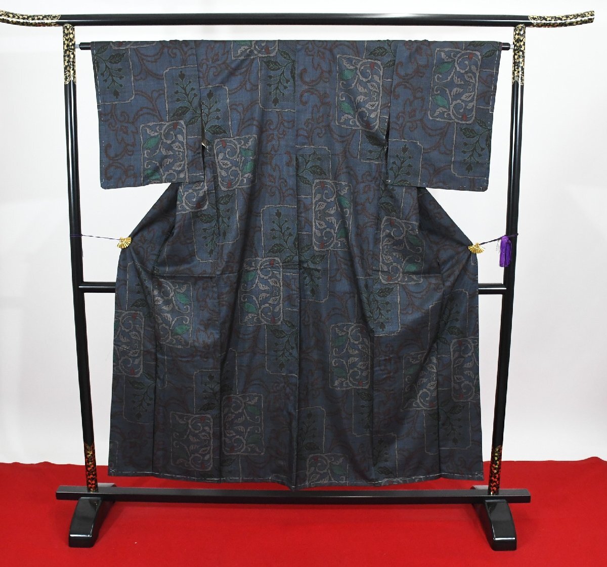 大島紬 正絹 和更紗 唐草 絣 身丈147cm 裄丈64cm ★着物 pb-3399 桜庭呉服店拍卖