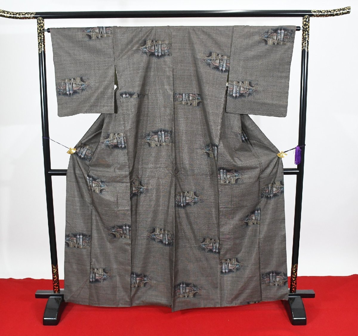 紬 つむぎ 宮殿 レア 正絹 大島紬 風景 身丈159cm 裄丈65 cm ★着物 pb-3377 桜庭呉服店拍卖