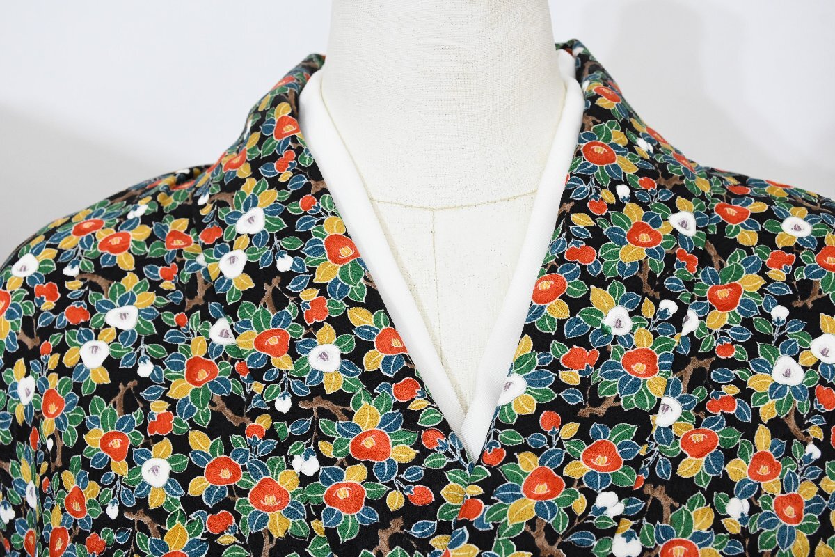 小紋 正絹 散りばめられた椿 着物 袷 身丈153cm 裄丈63cm ★ kb-6952 桜庭呉服店拍卖