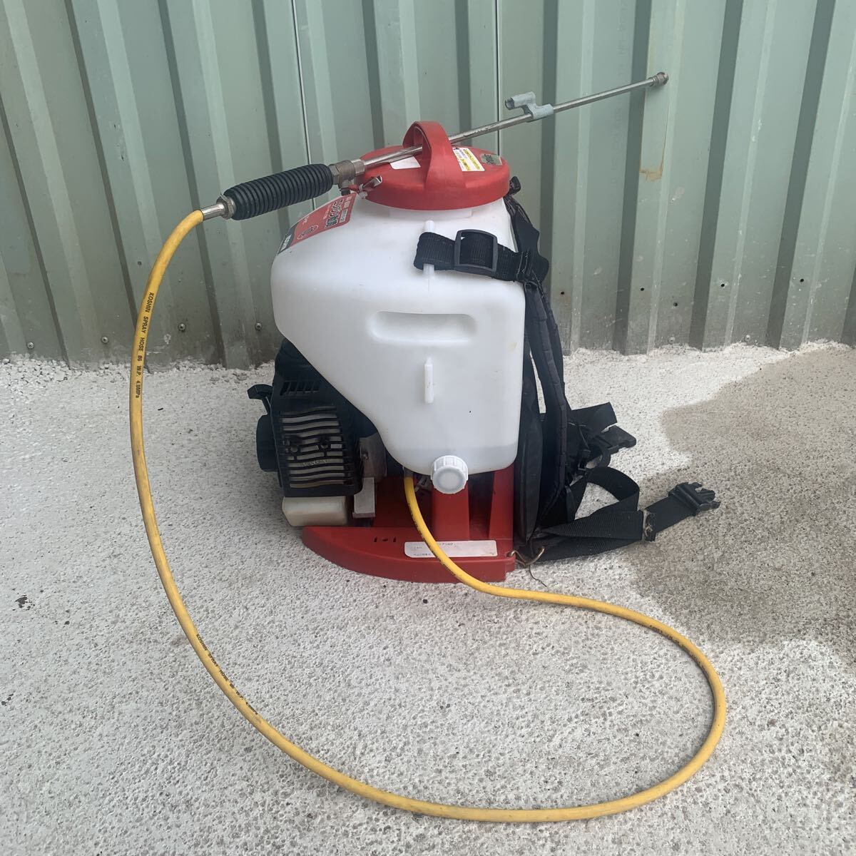 【3D7080213】工進 背負式エンジン噴霧機 ES-10C 10Lタンク 噴霧機 除草剤 農薬散布【リコイル始動・噴霧確認のみ】【西濃運輸】拍卖