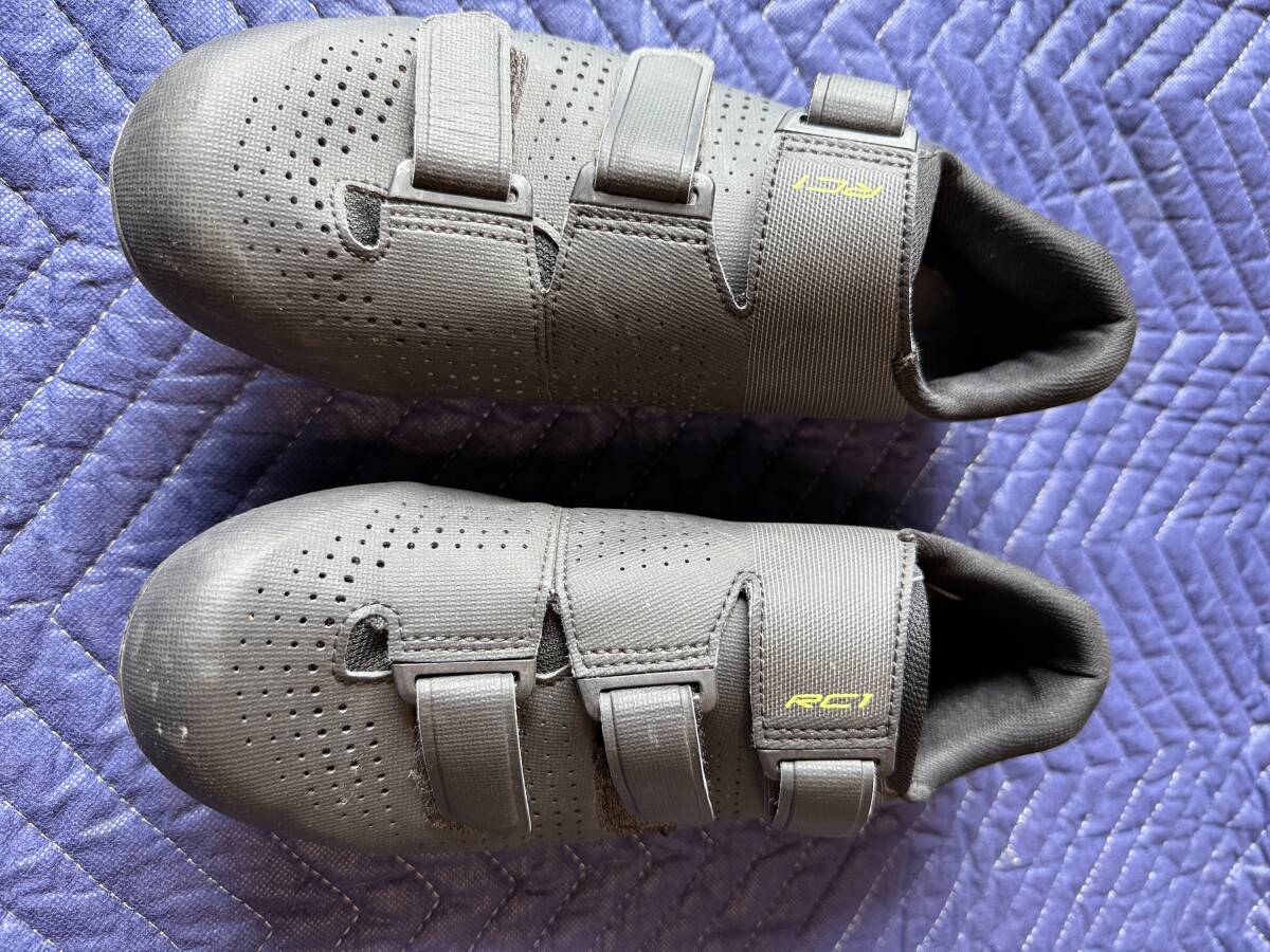 【中古品】SHIMANO(シマノ)ブラック ロードシューズ クリート摩耗品(交換要)SHRC100M-L01S 27.8cm(EUサイズ44)拍卖