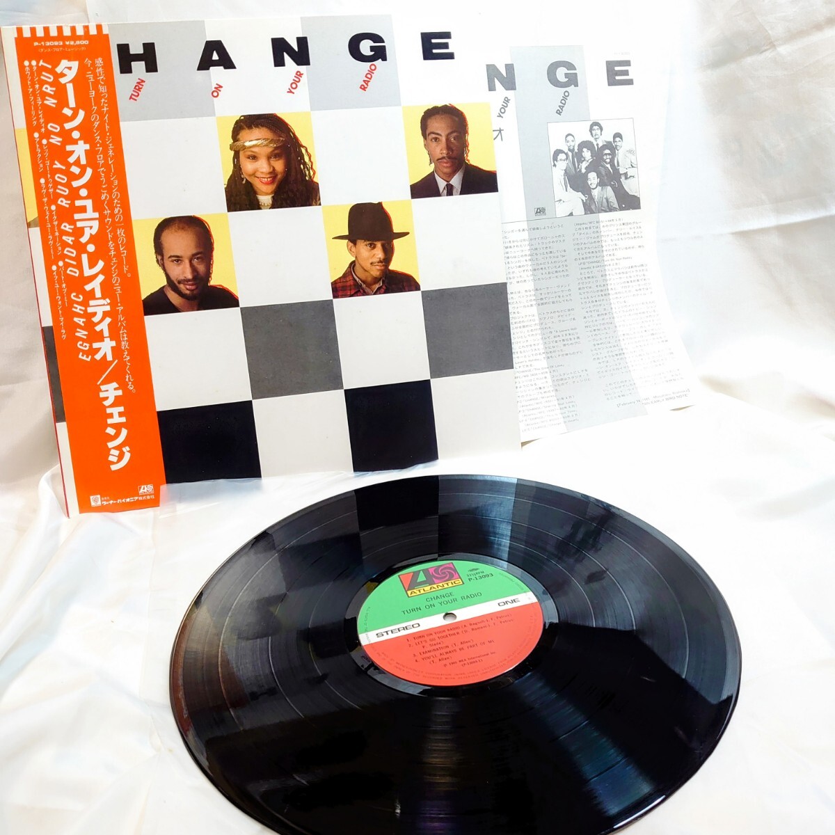 8483【LP盤】 チェンジ Change / Turn On Your Radio P-13093 洋楽 ファンク ソウル ディスコ 12インチ レコード 帯拍卖