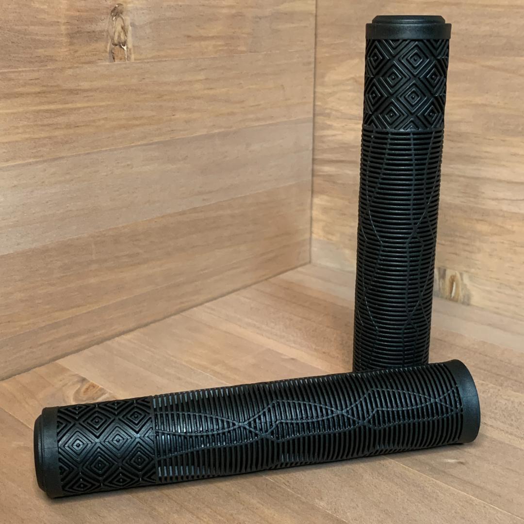 【新品】RIDERACE ラバー 自転車 グリップ MTB BMX ブラック 黒 クロスバイク 自転車 マウンテンバイク グリップ ハンドル 拍卖