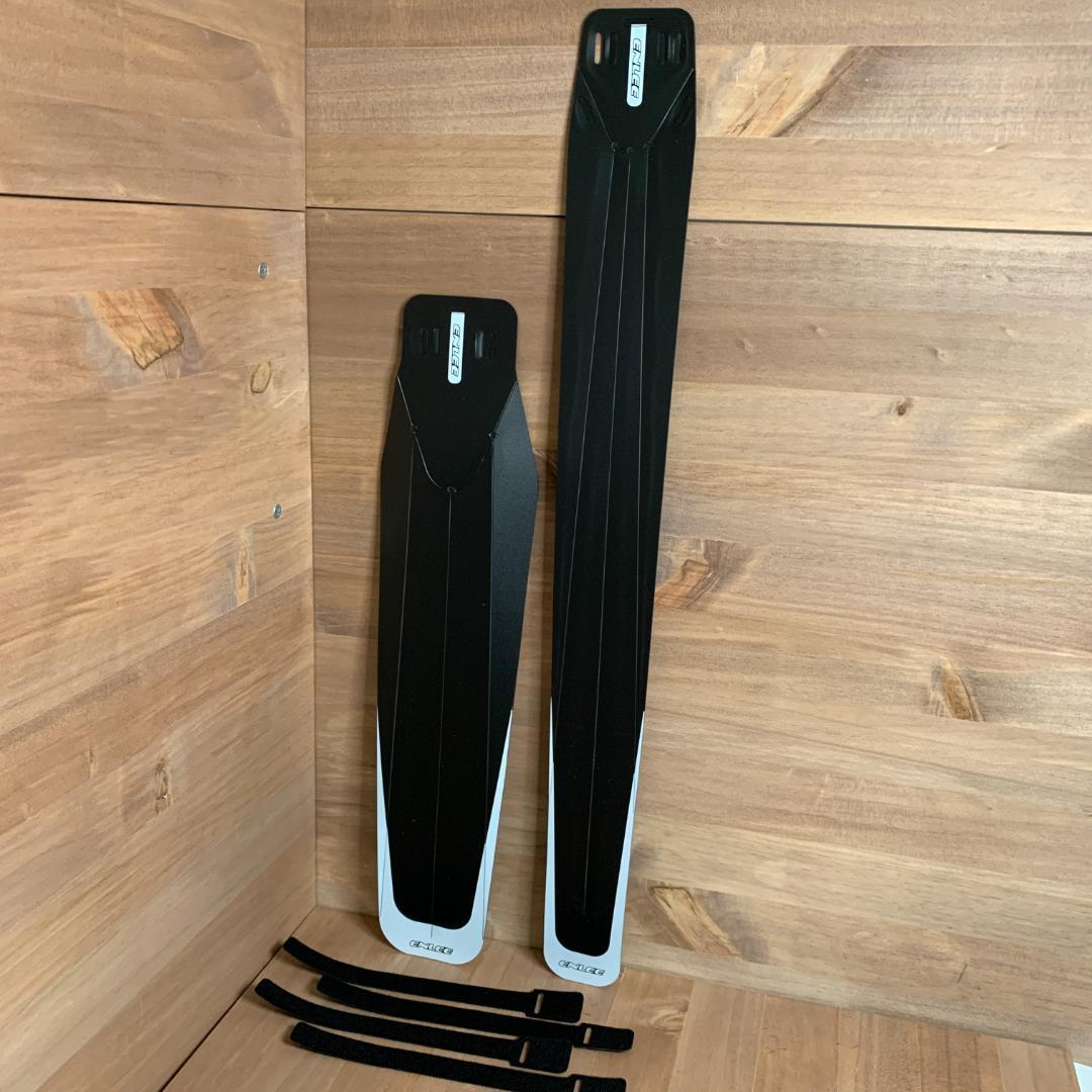 【新品】スポーツバイク用 マッドガード 前後セット 泥はね防止 フェンダー ブラック 無地 シンプルデザイン拍卖