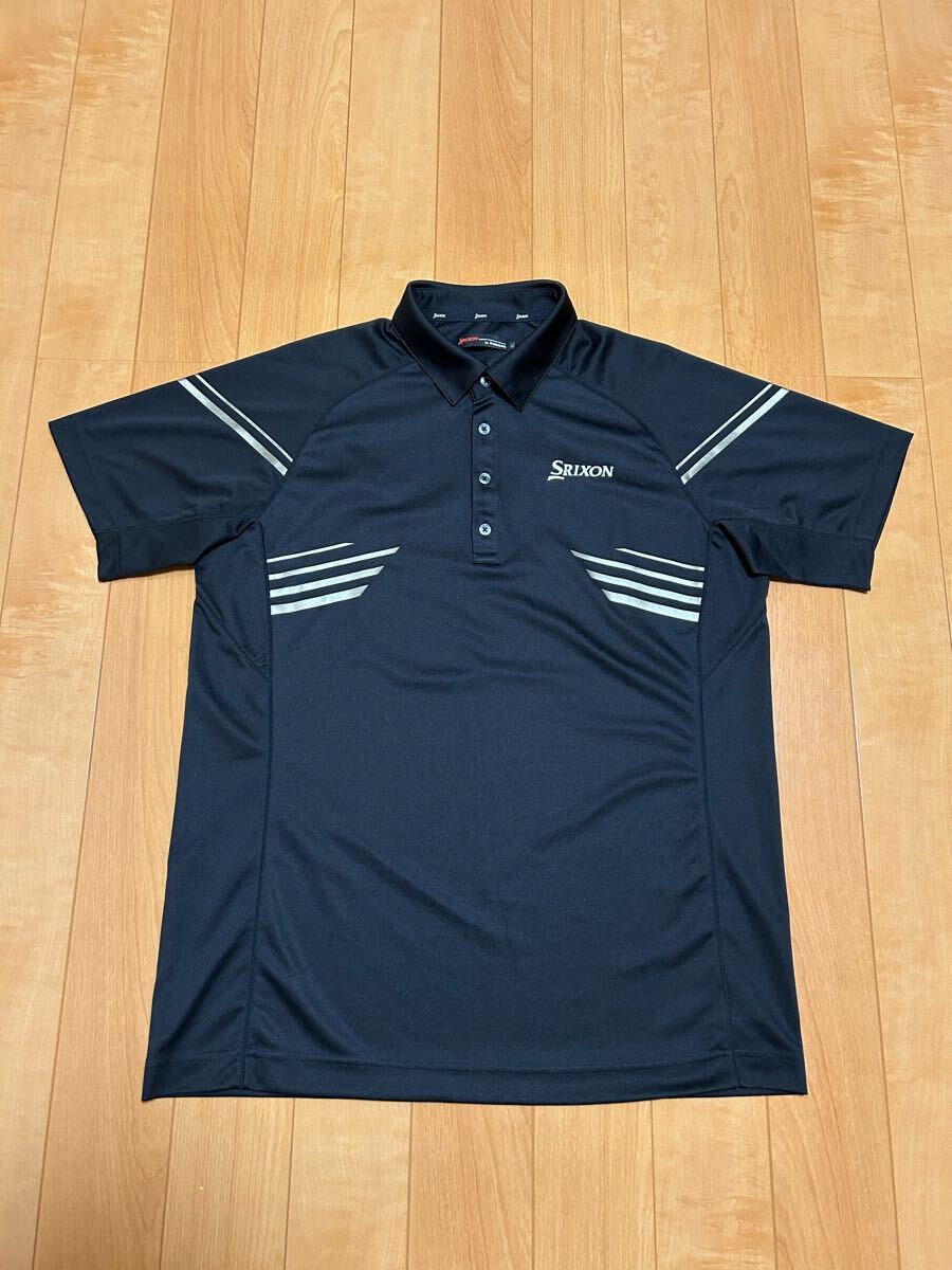 着用少な目.美品☆デサント社製・SRIXON/スリクソン メンズサイズLL 快適爽快速乾ドライ.半袖ブラックポロシャツ 両面ロゴ&ライン入 黒!拍卖