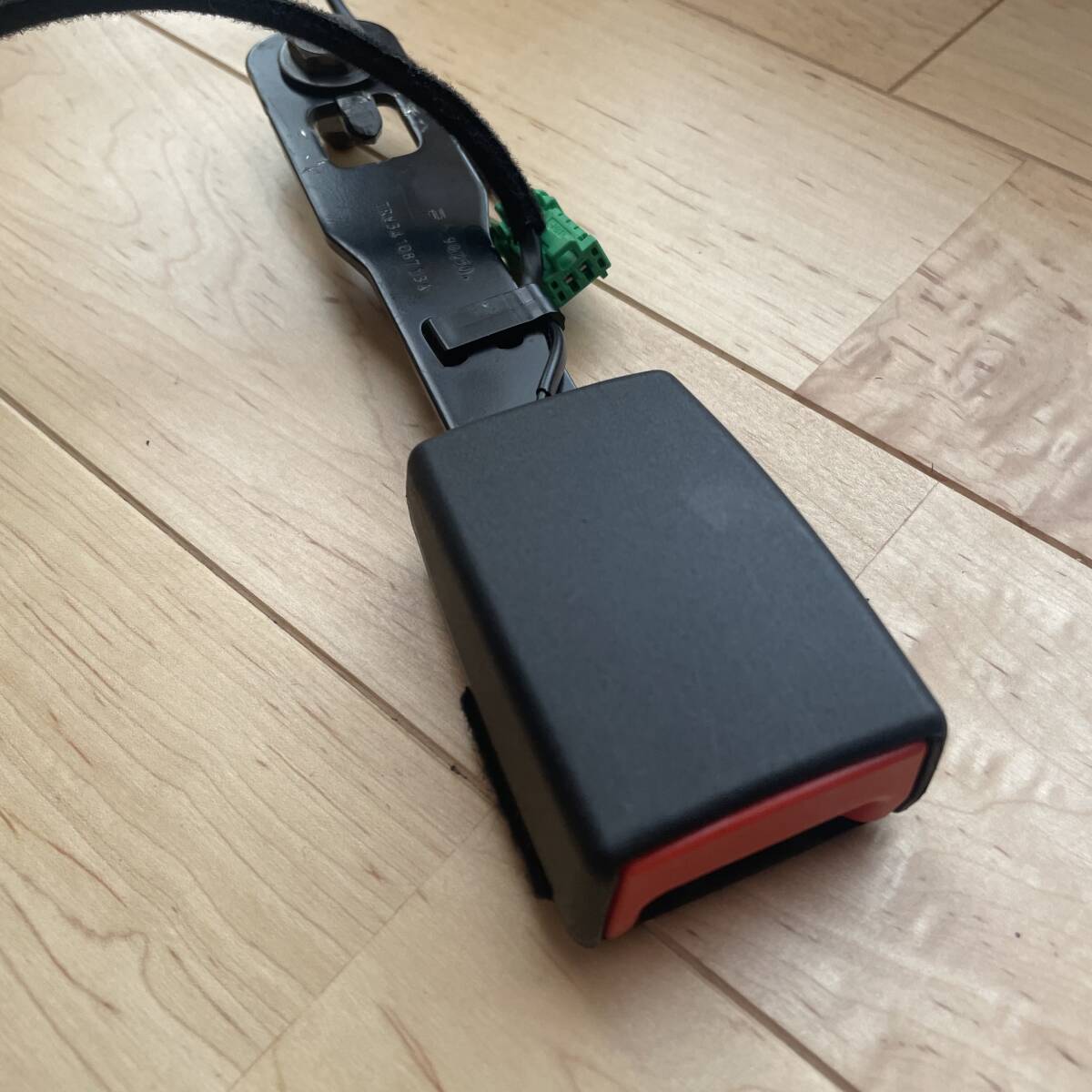 アバルト500 595 695 FIATフィアット500 シートベルトキャッチ拍卖