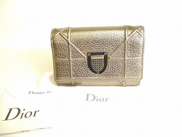 【希少】 【未使用保管品】 クリスチャン ディオール Christian Dior ディオラマ コンパクトウォレット 2つ折り 財布拍卖