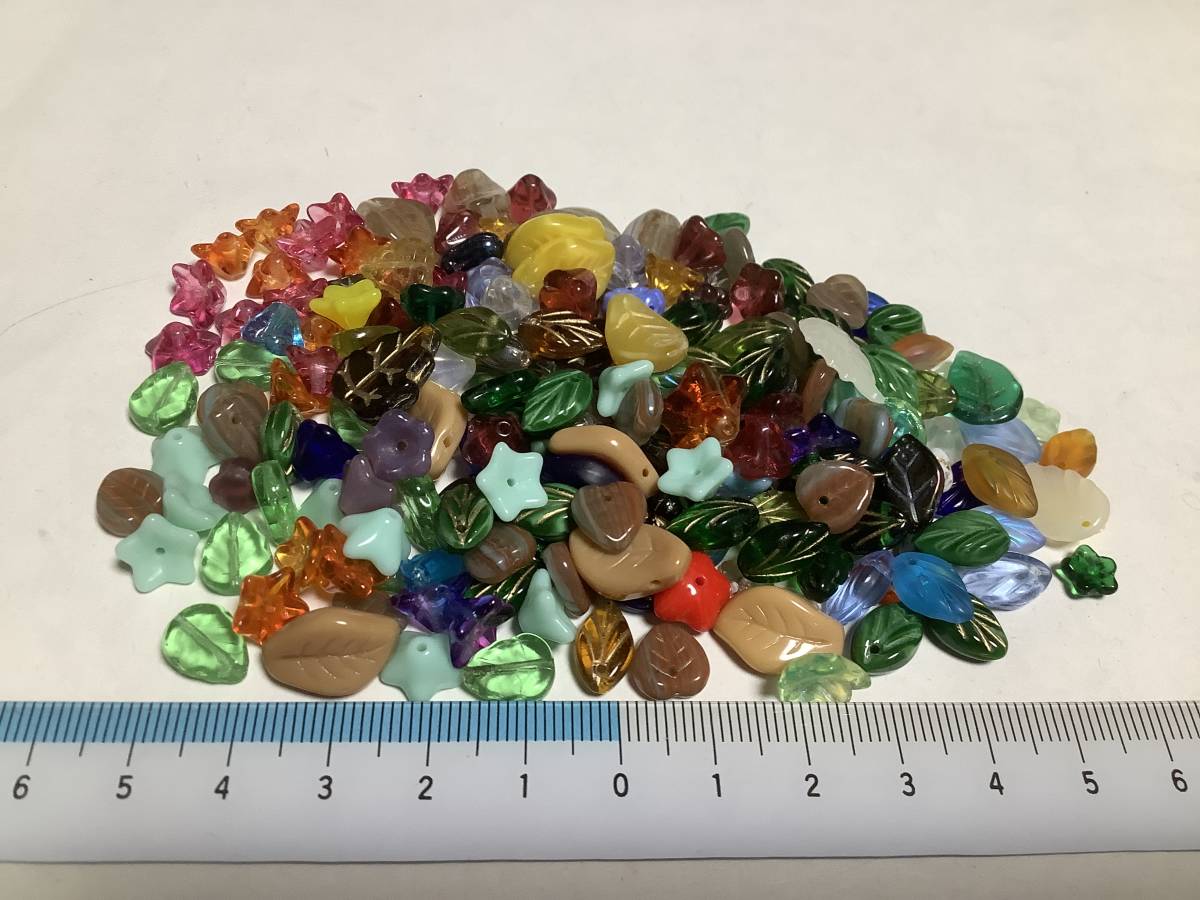 チェコビーズ 200個 / チェコリーフ チェコフラワー MIX チェコグラスビーズ グラスビーズ拍卖