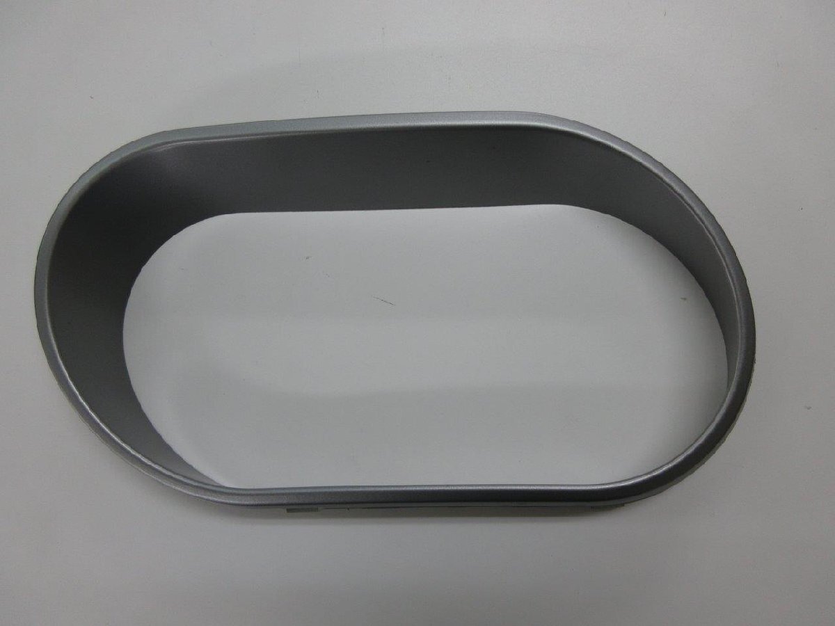 #796 ポルシェカイエン リアバンパーマフラー部 トリム R 右 ⑮(7L5.807.838)拍卖