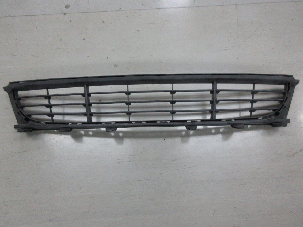 #788 ポルシェパナメーラ フロントバンパー センター リテーニングフレーム ⑦ (970.505.541.04) バンパーグリル拍卖