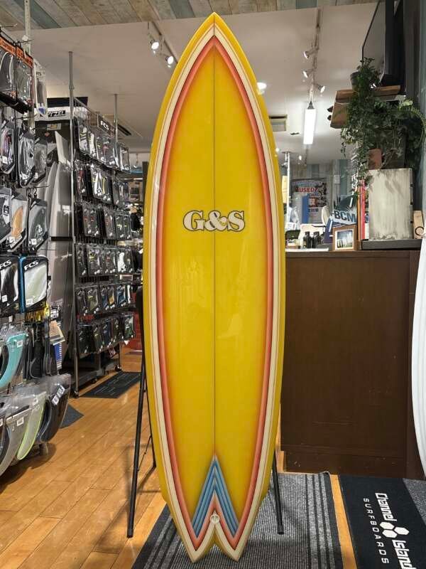 中古極上美品 特別価格 送料無料 GORDON&SMITH TWIN FIN Kempo Shape 6’0 ツインフィン拍卖