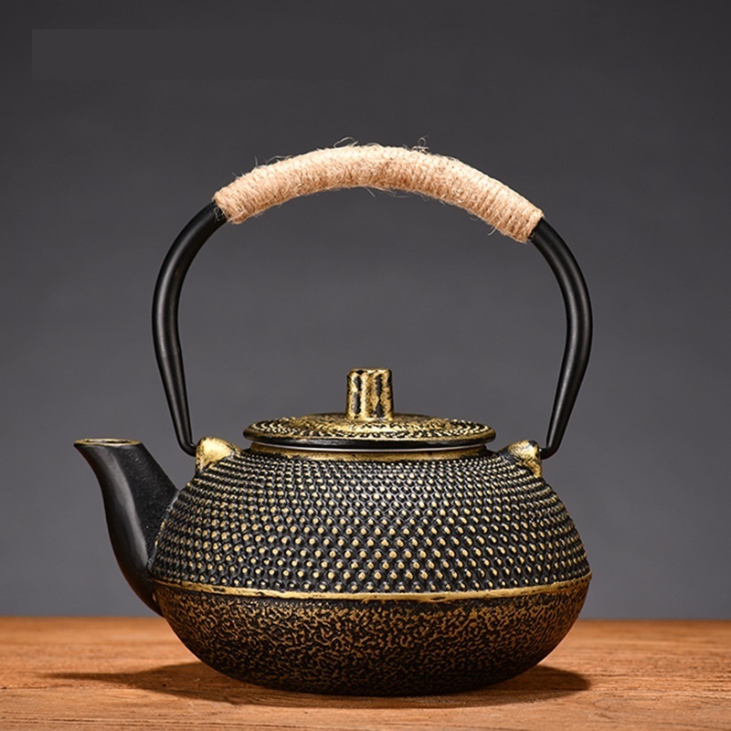 新入荷 茶道具 鉄壺 鋳鉄製 手作り 湯を沸かす鉄瓶 鉄分補給 南部鉄器 鉄瓶 急須600ML拍卖