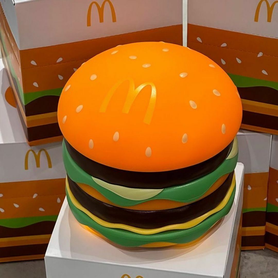 マクドナルド中国 ハンバーガーナイトライト 公式 3段階拍卖