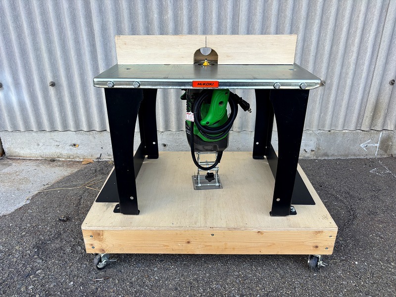 HiKOKI(ハイコーキ) 12mm電子ルーター ベンチスタンド付き M12V2拍卖