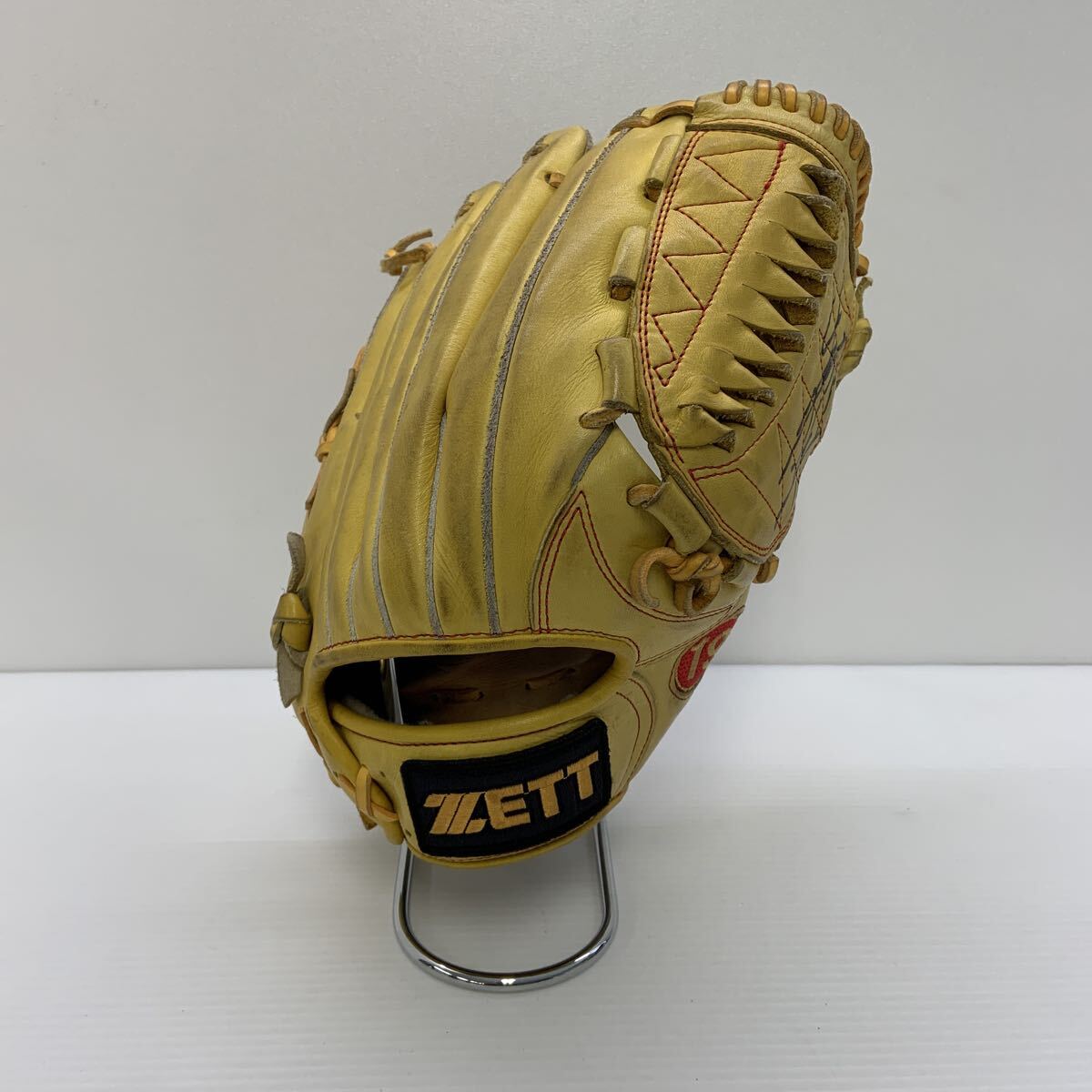 G-5955 元西武ライオンズ 森慎二さん #19 ZETT グローブ グラブ サイン入り 硬式 野球 刺繍入り 投手 2001年3月拍卖