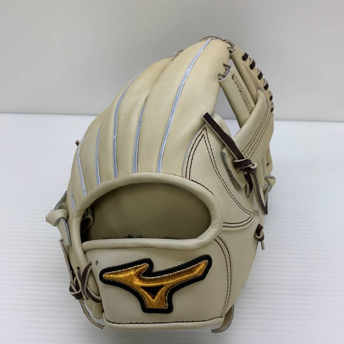 ミズノ MIZUNO ミズノプロ 硬式 大人 一般 内野手用 グローブ グラブ 右投げ 1AJGH10513 タグ付き 野球 5977拍卖