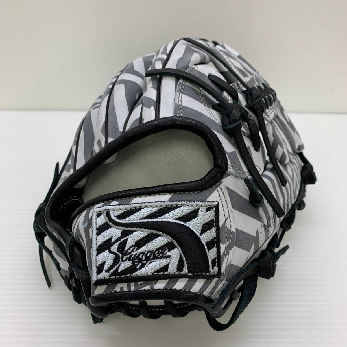 久保田スラッガー KUBOTA SLUGGER ダズルCAMO 軟式 内野手用 グローブ グラブ 右投げ SP-2023G タグ付き グローブ袋付き 野球 5981拍卖