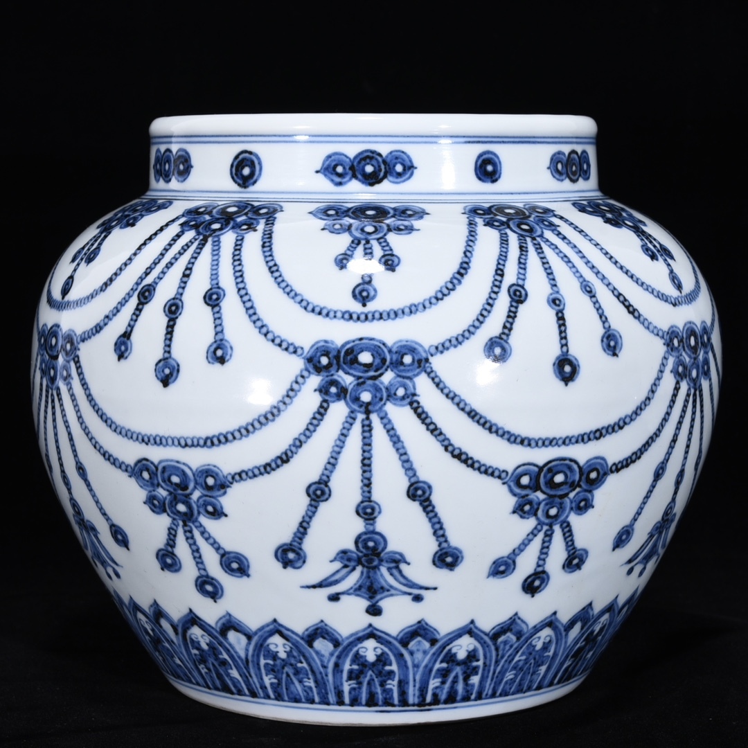 唐物 明 宣徳年制 青花 瓔珞紋罐 陶芸 古陶磁器 中国磁器 極細工 中国古玩 骨董品 古美味 D68拍卖