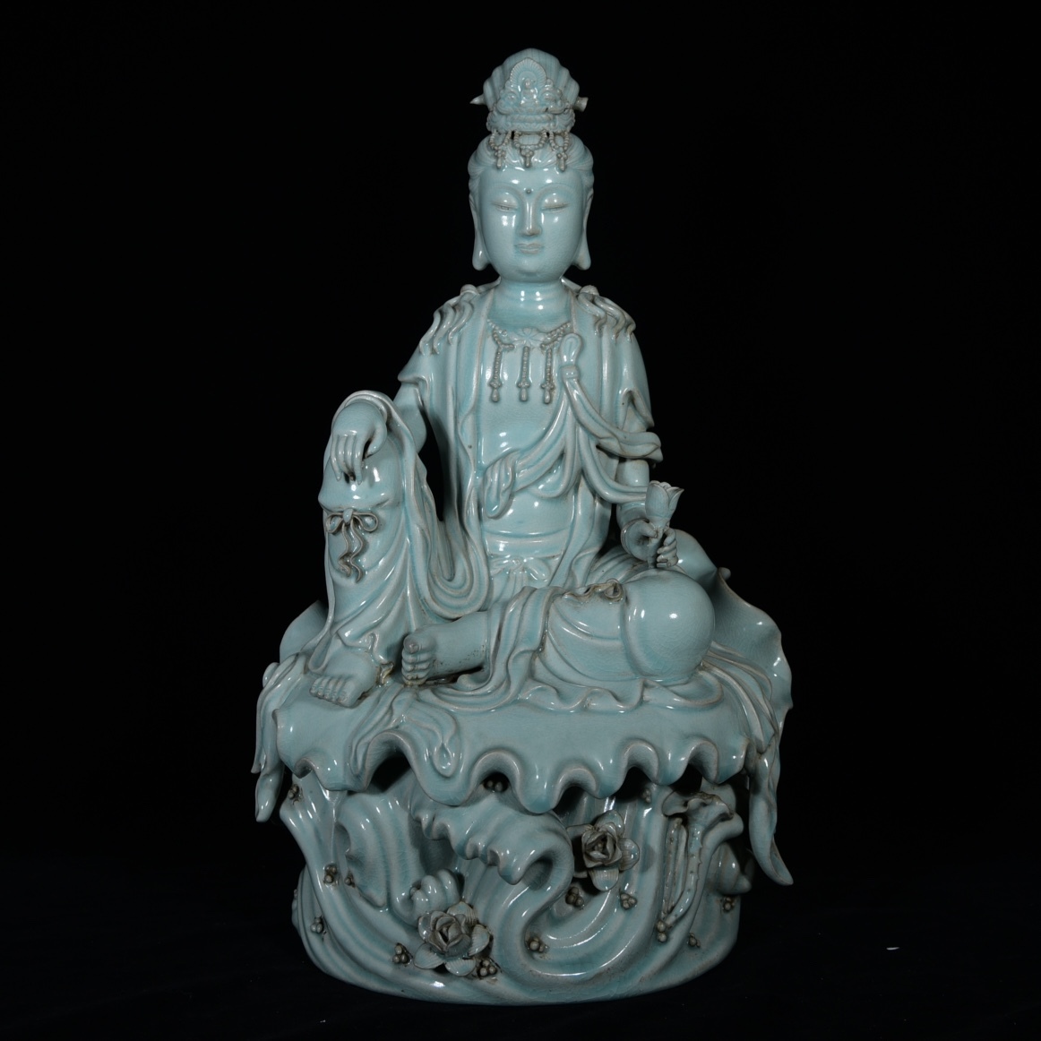 唐物 宋 汝窯 座岩石字在觀音像 陶芸 古陶磁器 中国磁器 極細工 中国古玩 骨董品 古美味 D68拍卖