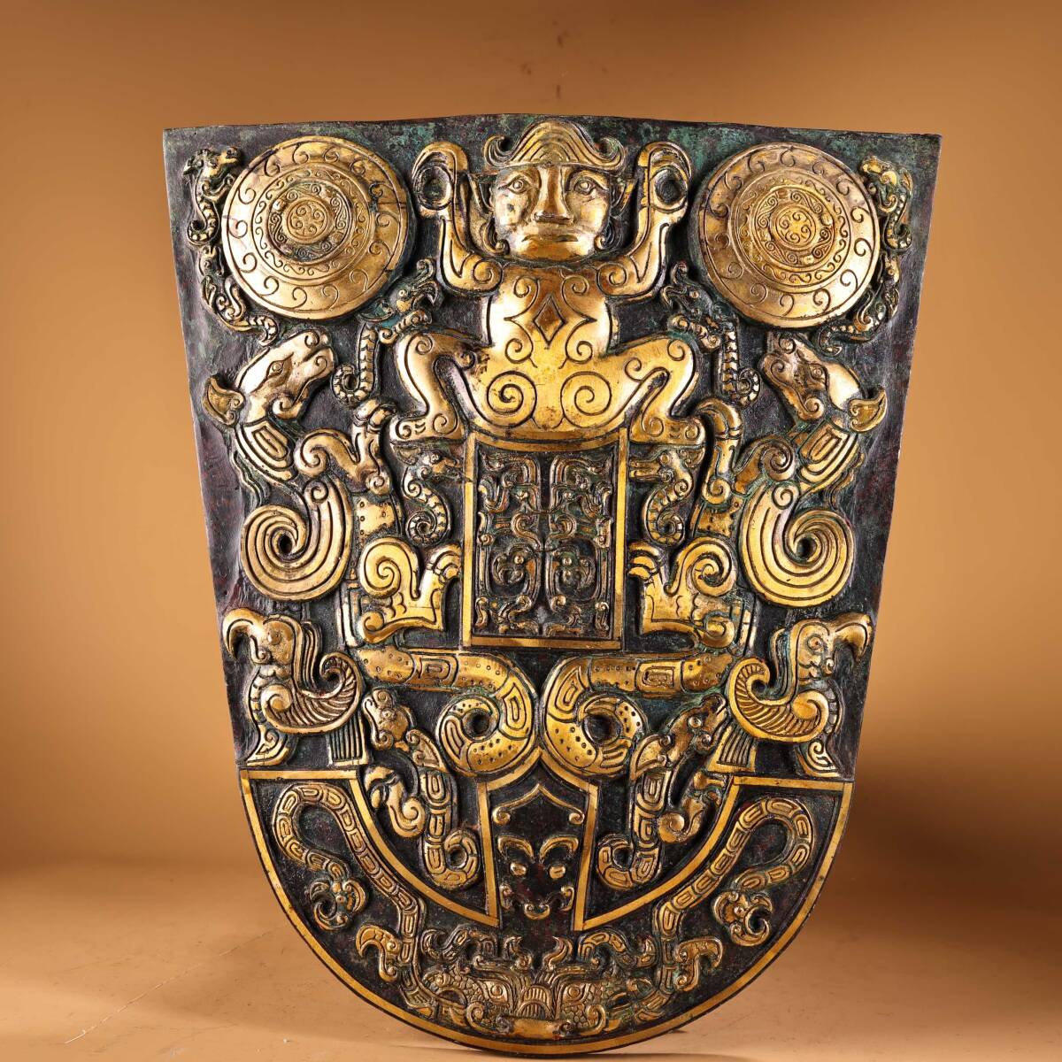 唐物 清 青銅器 錯金盾牌 銅製 銅器 極細工 中国古玩 骨董品 古美味 D68拍卖