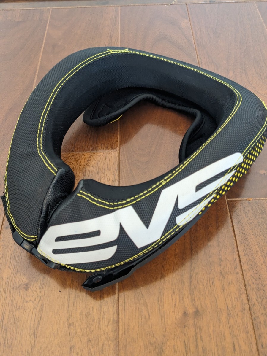 EVS Sports R3 YOUTH ネックブレース ユース 新品未使用拍卖