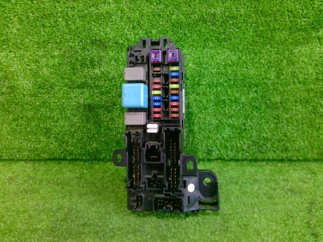 4kurudepa H25年 パッソ DBA-KGC30 ヒューズ ボックス 1KRFE 82600-B1050,89221-B1010 KGC35拍卖