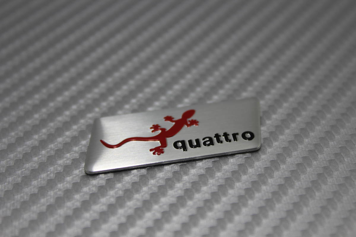 NEW  アウディ クワトロ QUATTRO エンブレム  S 拍卖