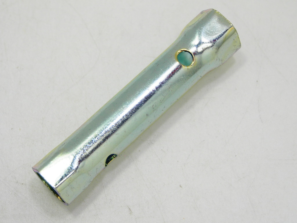 21 プラグレンチ 2ウェイ Cプラグ Dプラグ 16mm-19mm 車載工具 10cm 車種不明 カブ系 4mini CB72 XL250 TL125 CB92 CB125 JX CB90 CS90拍卖