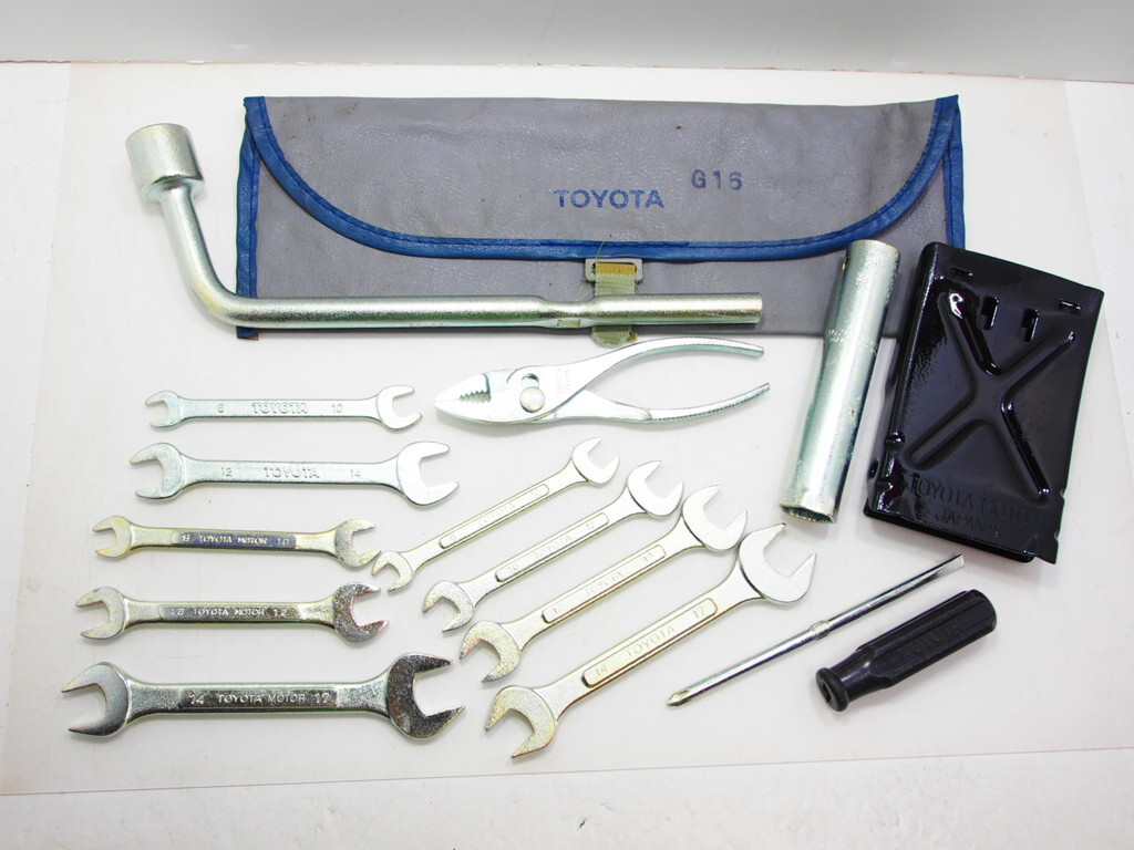 トヨタ 純正 車載 工具 toyota motor 2000 1600 GT ヨタハチ 27レビン トレノ セリカ GTV コロナ GSS カリーナ パプリカ KP61 86 ランクル拍卖