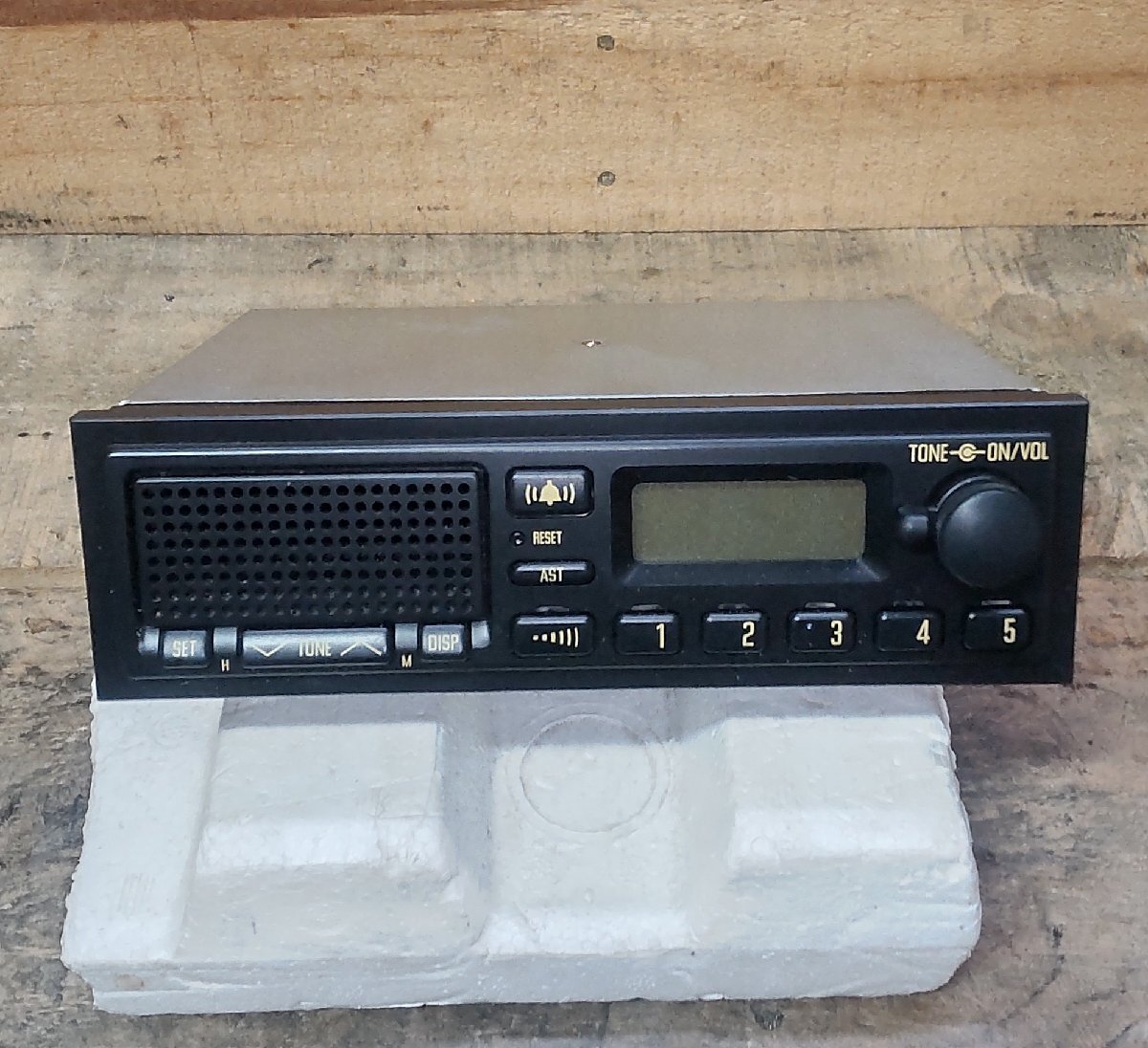 AMラジオ オーディオ いすゞ 純正 SANYO F-9114A 2F414762 中古拍卖