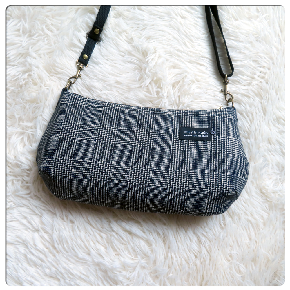 23cmファスナー グレンチェック *+ 軽量 ポシェット +* ハンドメイド ショルダーバッグ サコッシュ拍卖