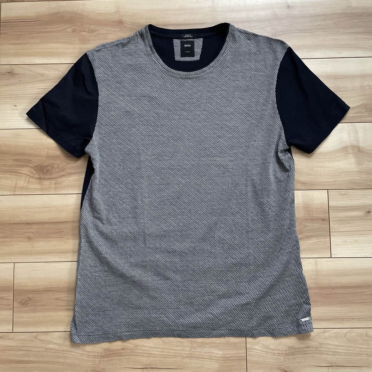 【送料無料】【美品】HUGO BOSS ヒューゴボス TAILORED シルク×コットン 切替 Tシャツ S ヘリンボーン拍卖