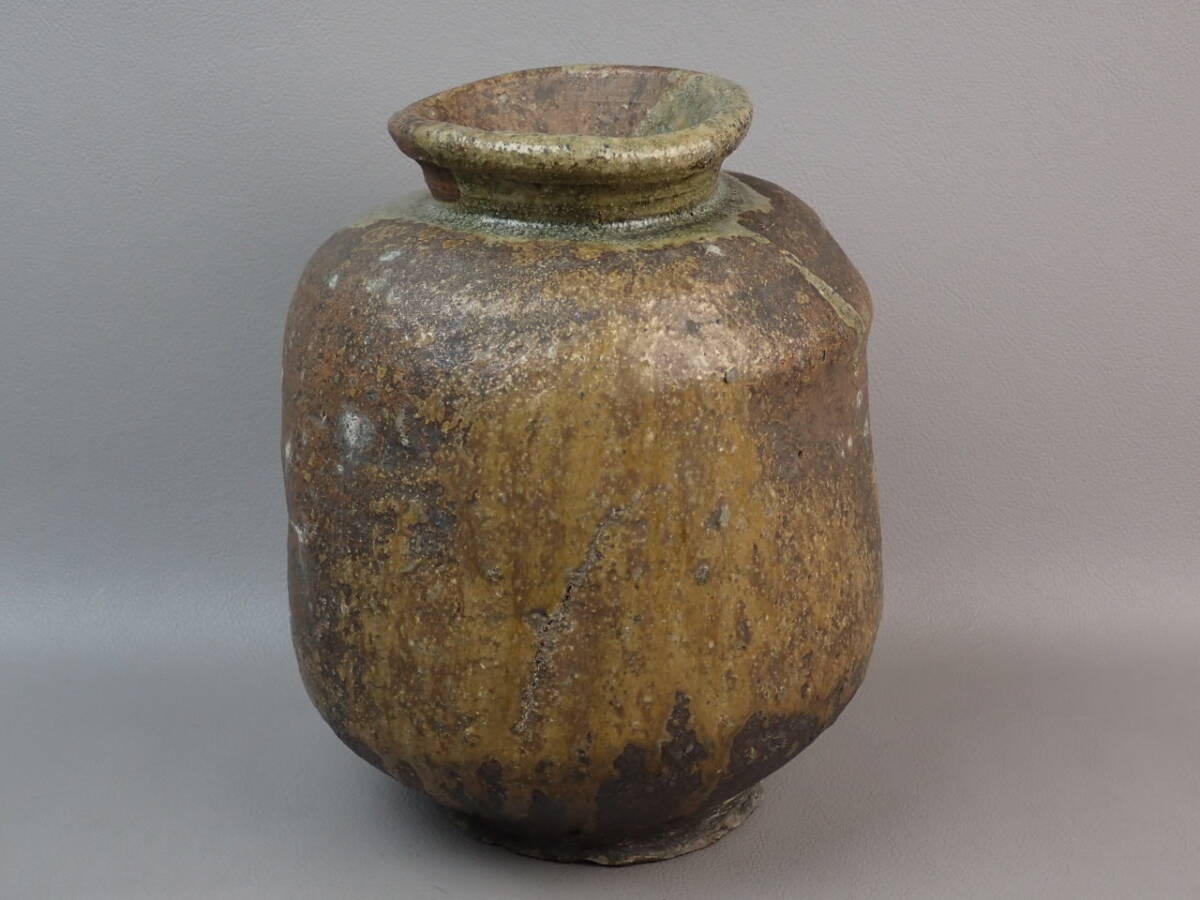 【骨董・茶道具】★古い 信楽焼 古信楽★★自然釉壷 gm057vb 茶壷 煎餅壷 花道 華道 古伊賀 伊賀焼拍卖